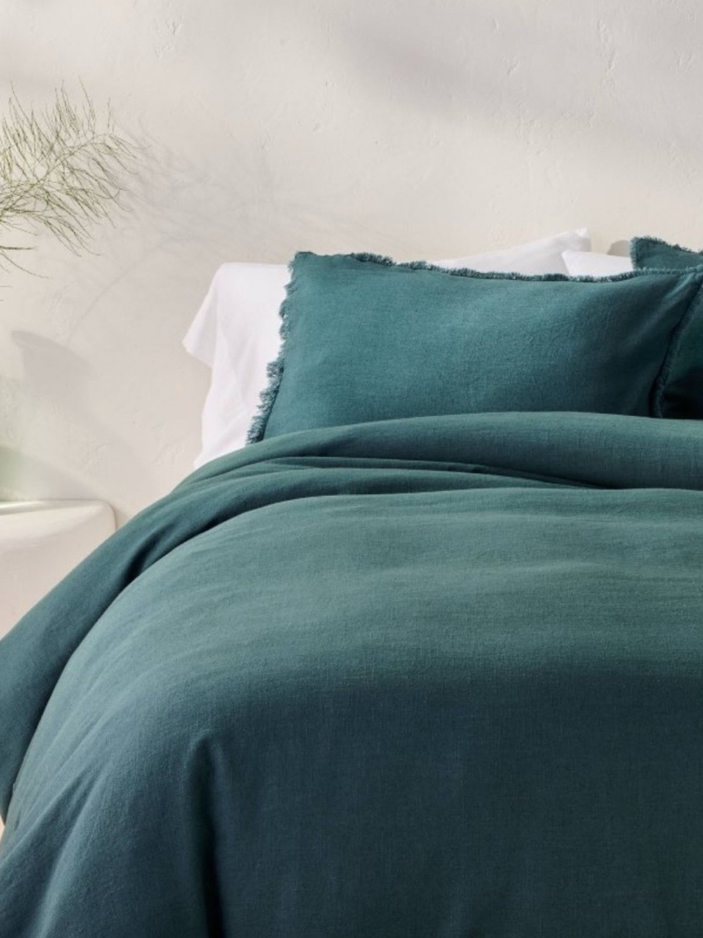 King Heavyweight Linen Blend Duvet Cover & Sham Set Dark